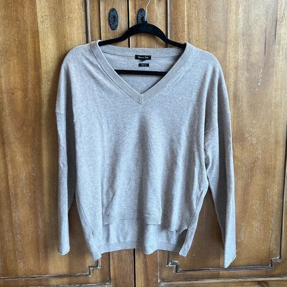 Massimo Dutti V-Neck Sweater - Picture 1 of 4
